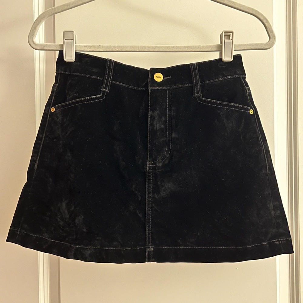 PAIGE Janelle Skirt in Onyx Rich Velvet